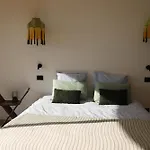 Retine Villa