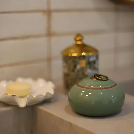 Retine * Αζάτσιο