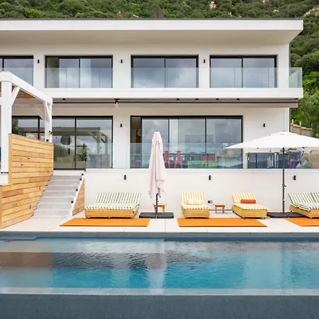 Rétine Villa